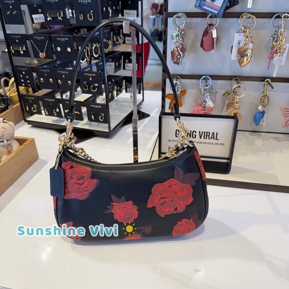 NWT COACH Bundle Swagger Chain Charms Gold CAX00 & CCE28 Teri with Floral - Picture 7 of 12